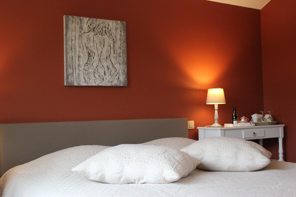 Green Hill Guest House And Apartment โอเวอไรเซอ ห้อง รูปภาพ