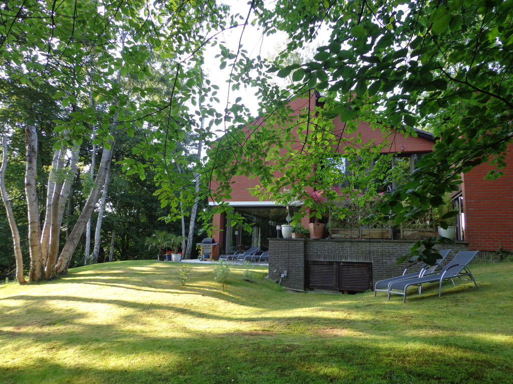 Green Hill Guest House And Apartment โอเวอไรเซอ ภายนอก รูปภาพ